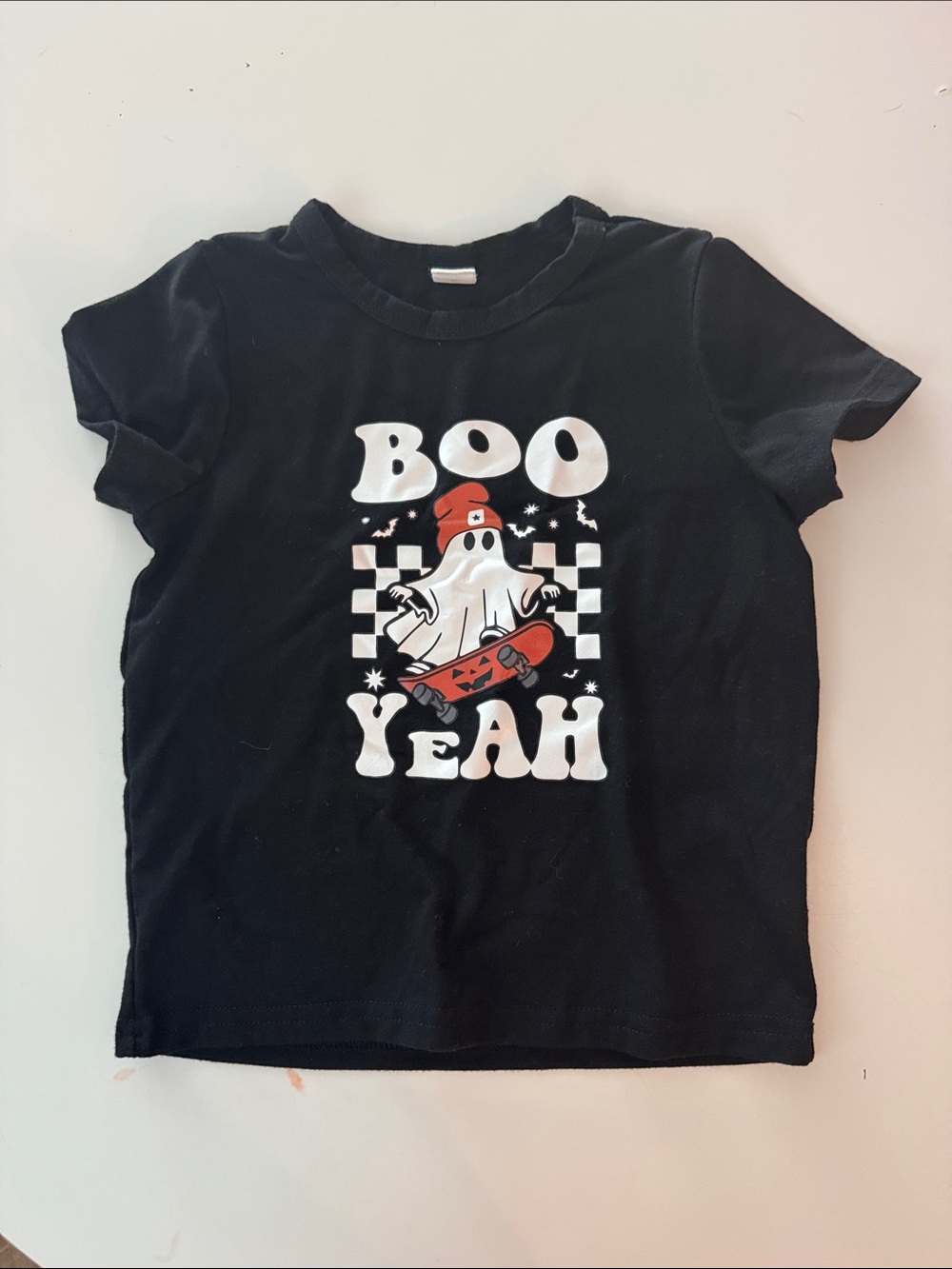SHEIN Black Kids' 'Boo Yeah' Ghost Skate Graphic Tee
